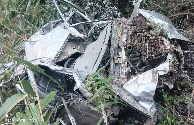 Himachal Pradesh 2 die as car plunges into gorge in Mandi - HimachalGovt