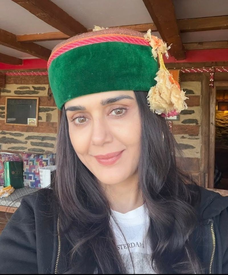 Himachal Pradesh As Preity Zinta posts picture from Himachal escaping IPL hustle; fans ask ‘mam Trishul bakery mai nahi gayi’ - HimachalGovt