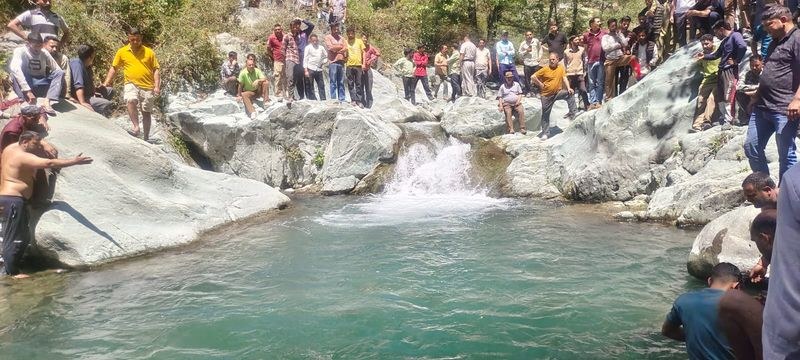Himachal Pradesh Chamba man slips into Sal stream, drowns - HimachalGovt