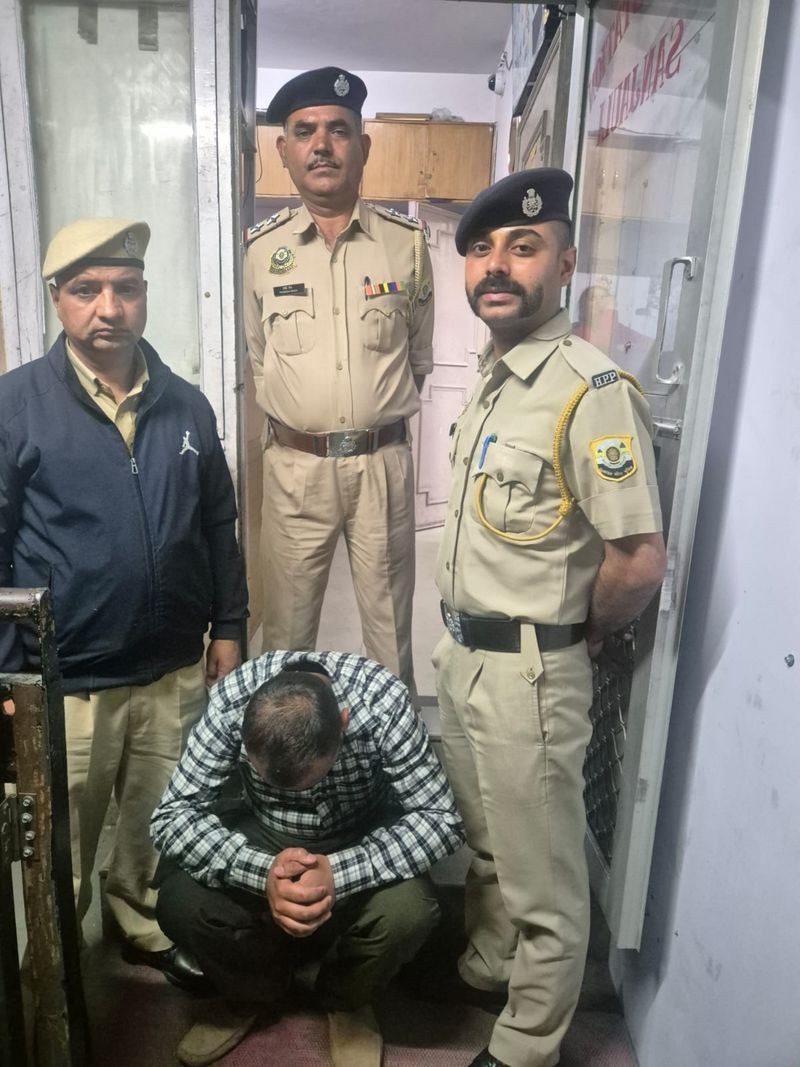 Himachal Pradesh Dhalli man arrested for pelting schoolgirl with stones in Shimla - HimachalGovt