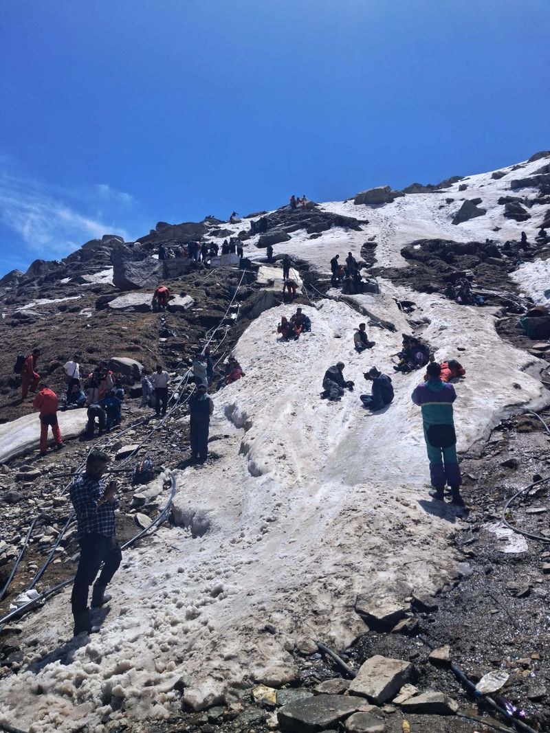 Himachal Pradesh HP sees rare April snowfall - HimachalGovt