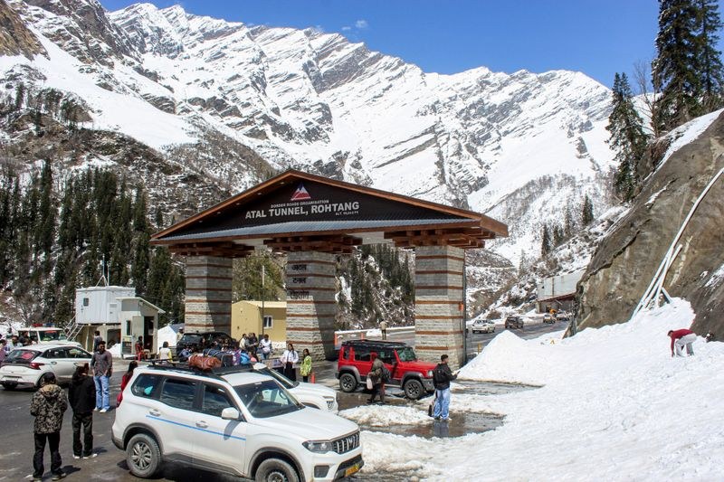 Himachal Pradesh Himachal to witness snow, rain from April 24; yellow alert issued - HimachalGovt