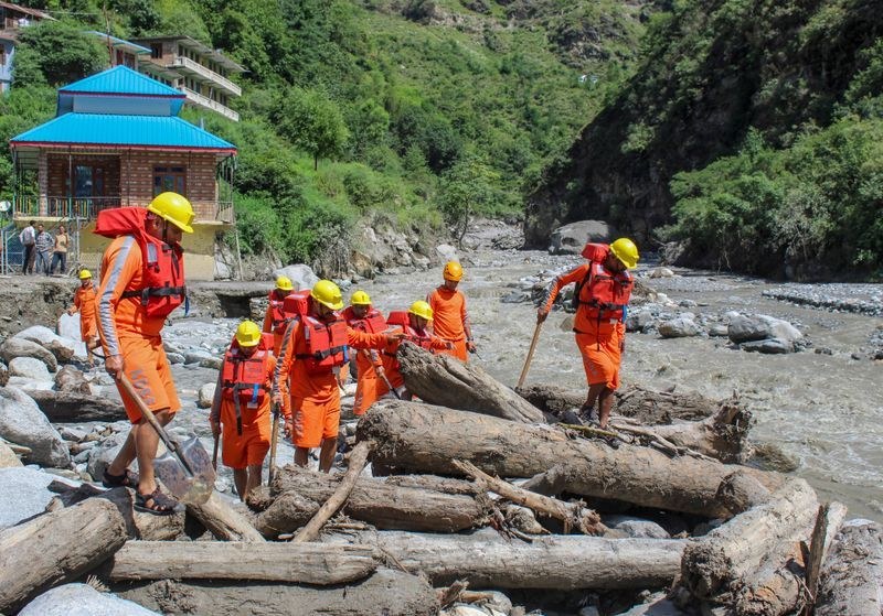 Himachal Pradesh Hydropower firm deposits Rs 1.22 crore compensation for Dharamsala flash flood victims - HimachalGovt