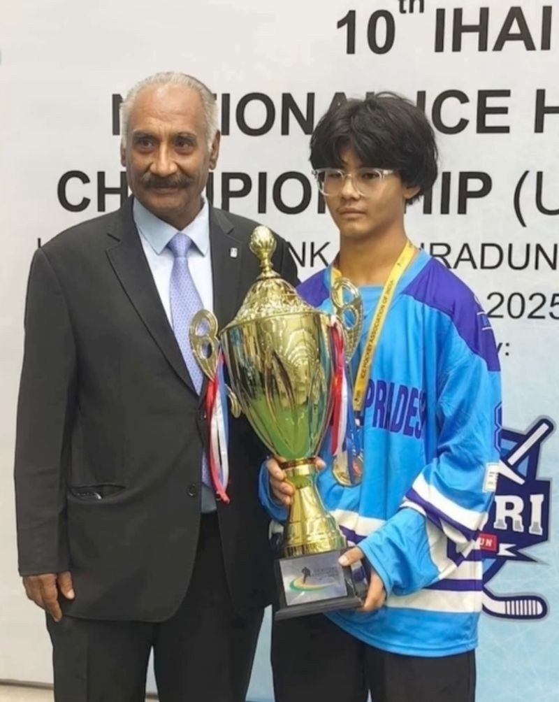 Himachal Pradesh Lahaul lad in India U-18 ice hockey team - HimachalGovt