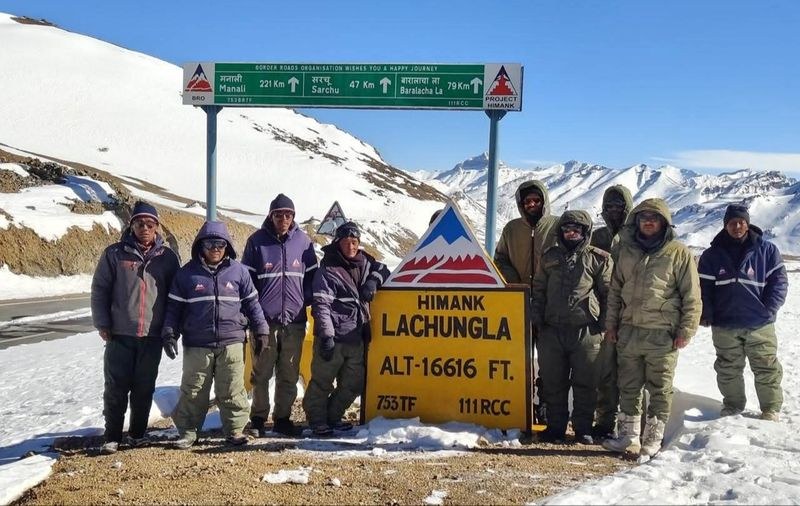 Himachal Pradesh Manali-Leh highway inches towards total connectivity - HimachalGovt