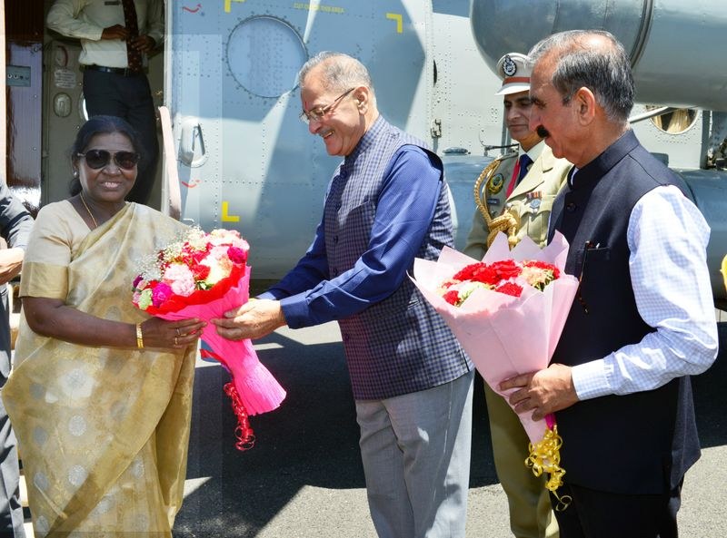 Himachal Pradesh President Droupadi Murmu arrives in Shimla for six-day visit - HimachalGovt