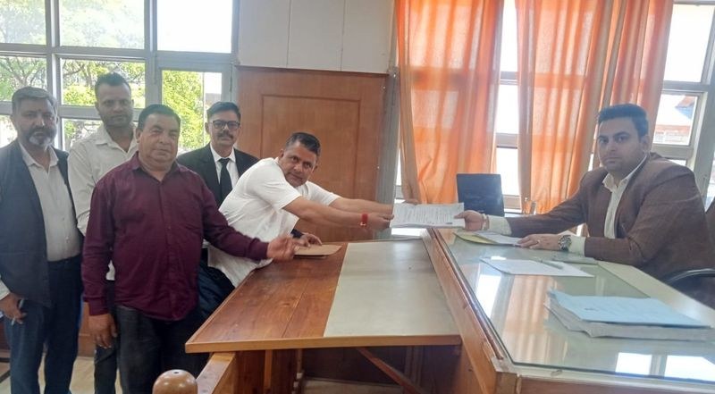Himachal Pradesh 17 file nominations for Dharamsala MC poll - HimachalGovt