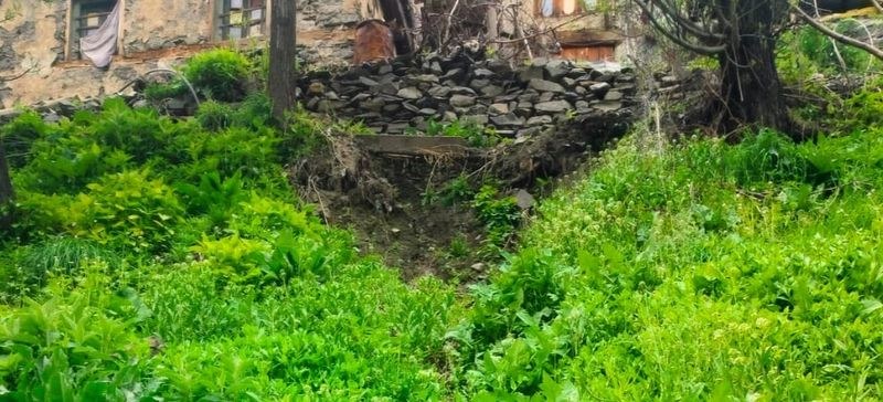 Himachal Pradesh Broken irrigation channel pushes Salgran villagers towards agrarian distress - HimachalGovt