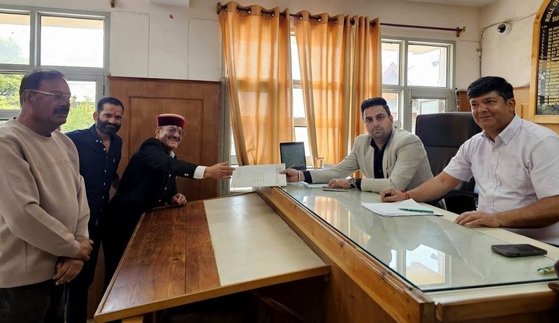 Himachal Pradesh Rebel trouble for BJP in Dharamsala: Former Mayor, outgoing Deputy Mayor in fray as Independents in Municipal Corporation elections - HimachalGovt