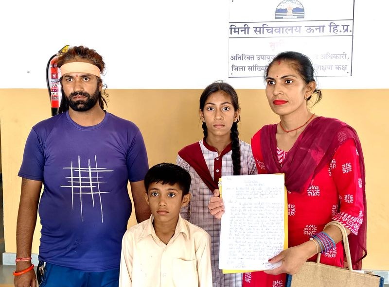 Himachal Pradesh Una family sans water, power for two months, urges Deputy Commissioner for help - HimachalGovt