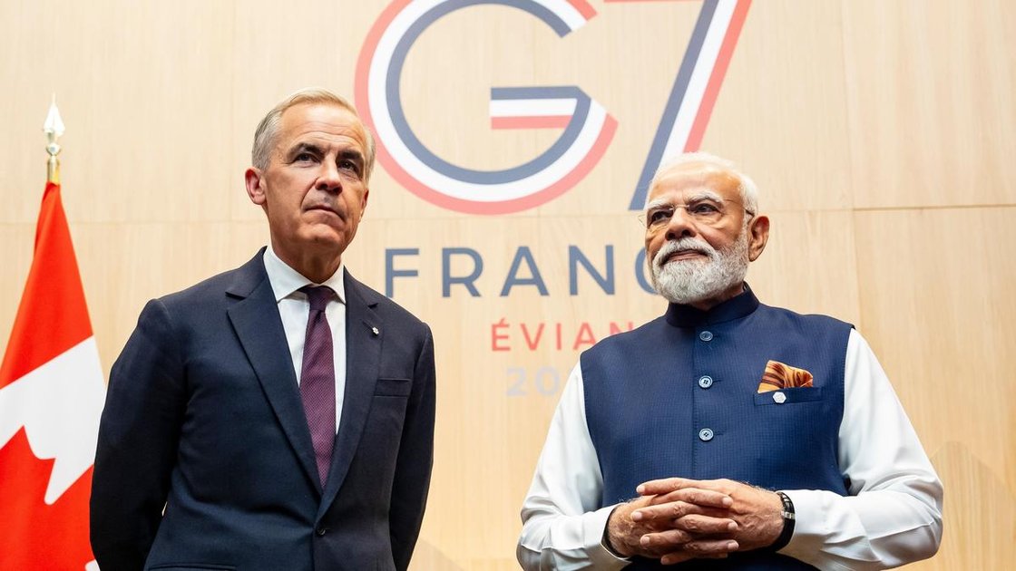 G7 शिखर सम्मेलन में प्रधानमंत्री नरेंद्र मोदी और कनाडाई प्रधानमंत्री मार्क कार्नी की मुलाकात