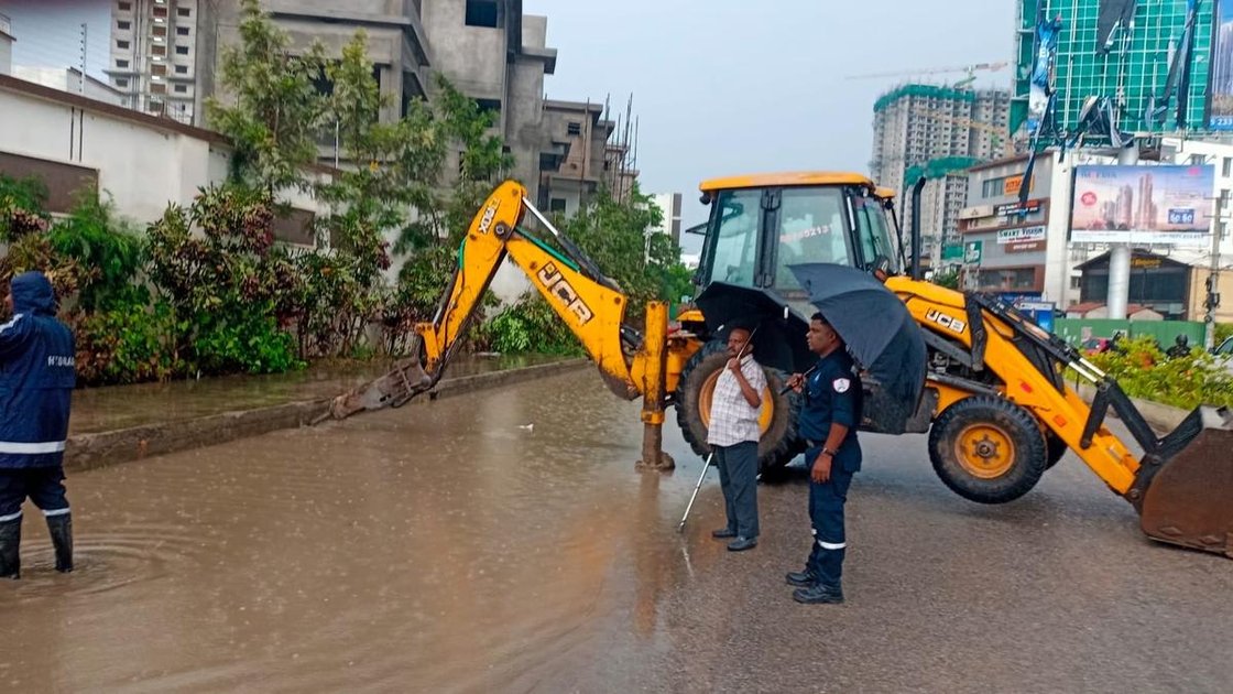 Monsoon emergency response teams deployed at waterlogging-prone areas in Cyberabad