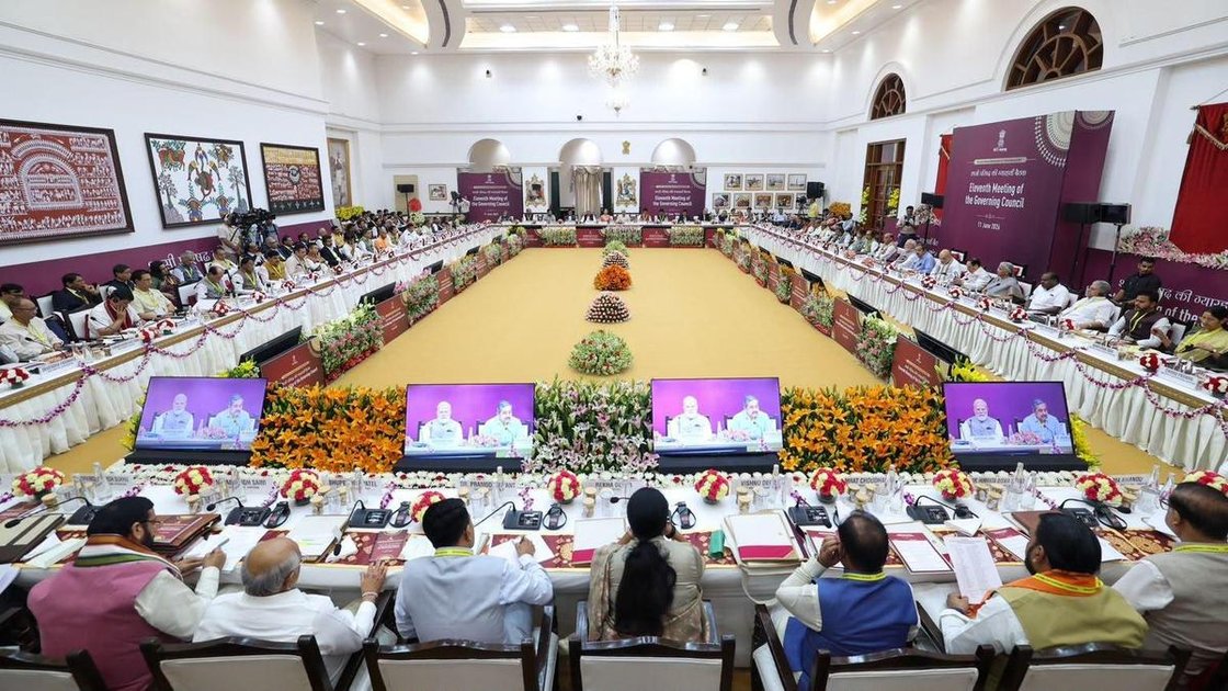 NITI Aayog की 11वीं गवर्निंग काउंसिल की बैठक में प्रधानमंत्री नरेंद्र मोदी और मुख्यमंत्री