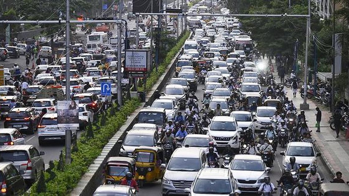 Traffic jam on a Hyderabad road during peak hours