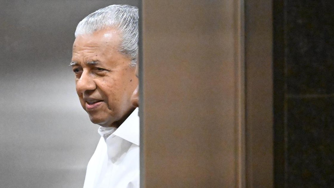 Pinarayi Vijayan, Leader of the Opposition in Kerala