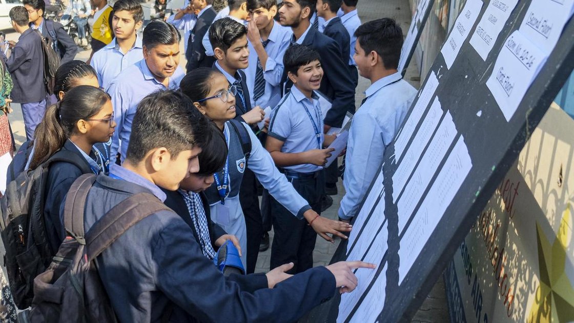 CBSE कक्षा 10 और 12 बोर्ड परीक्षा उत्तर पुस्तिकाएं