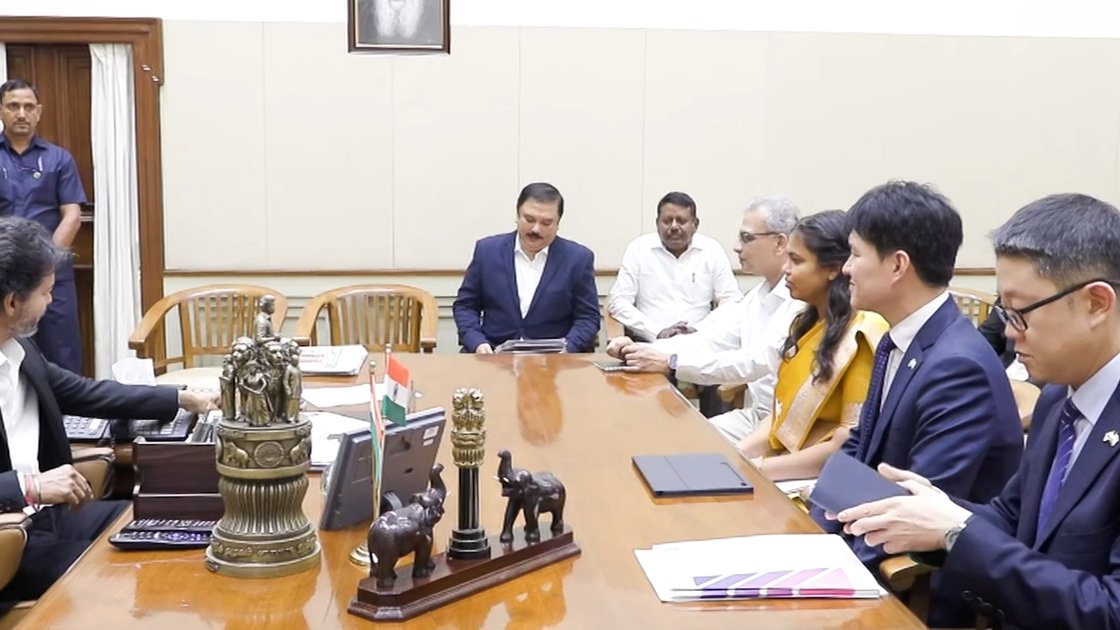 Tamil Nadu CM Vijay with HD KSOE executives at Secretariat in Chennai