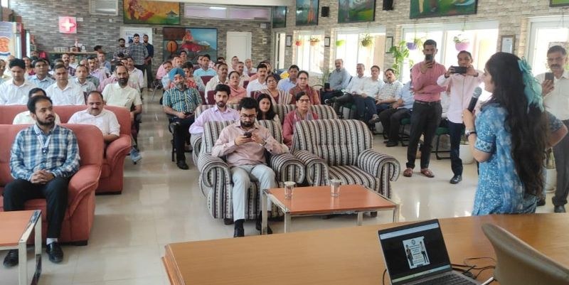 Himachal Pradesh DC Rathore urges residents to use Census self-enumeration portal - HimachalGovt