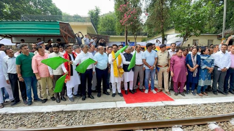 Himachal Pradesh Kangra Valley Railway services resume after 4-year hiatus - HimachalGovt