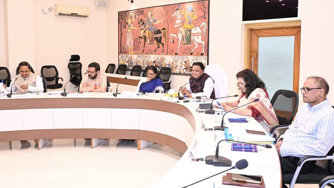 Odisha Chief Secretary Anu Garg announcing restoration of original Odia spellings for 64 places including Kataka and Baleshwar