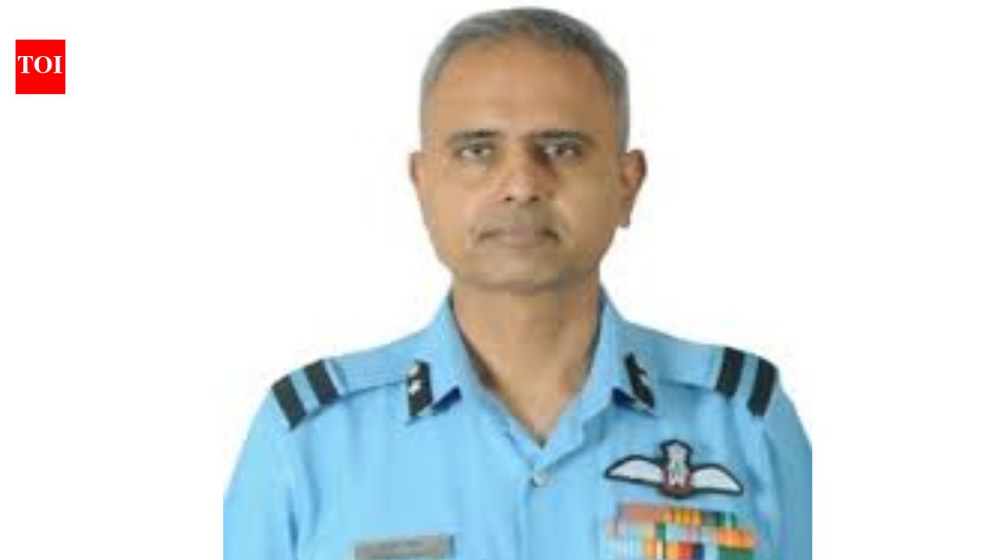 भारतीय वायु सेना के एयर मार्शल आशीष सिंह इंडियन स्पेस कांग्रेस 2026 में बोलते हुए
