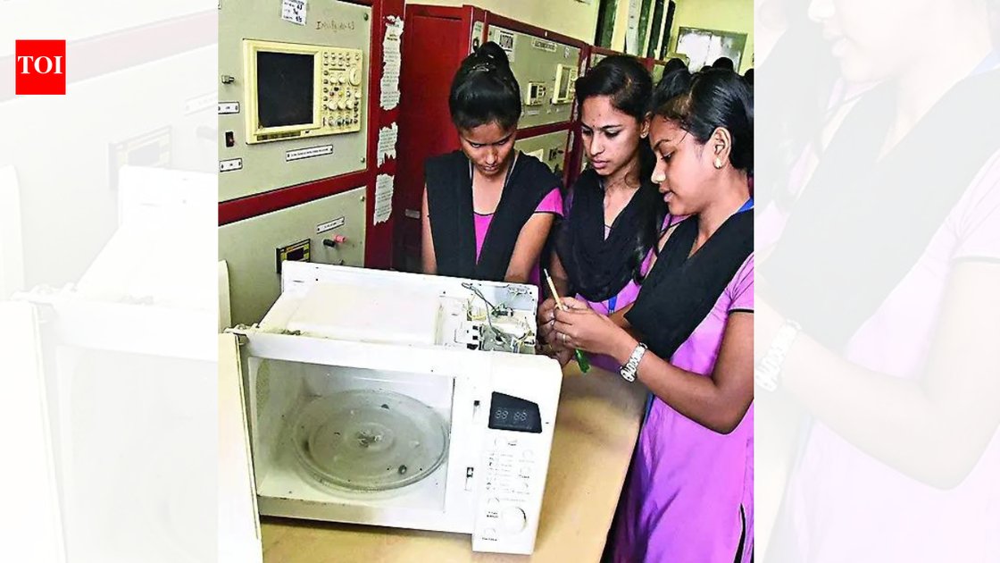 हिमाचल प्रदेश के ITI संस्थानों की राष्ट्रीय रैंकिंग में सुधार का ग्राफ